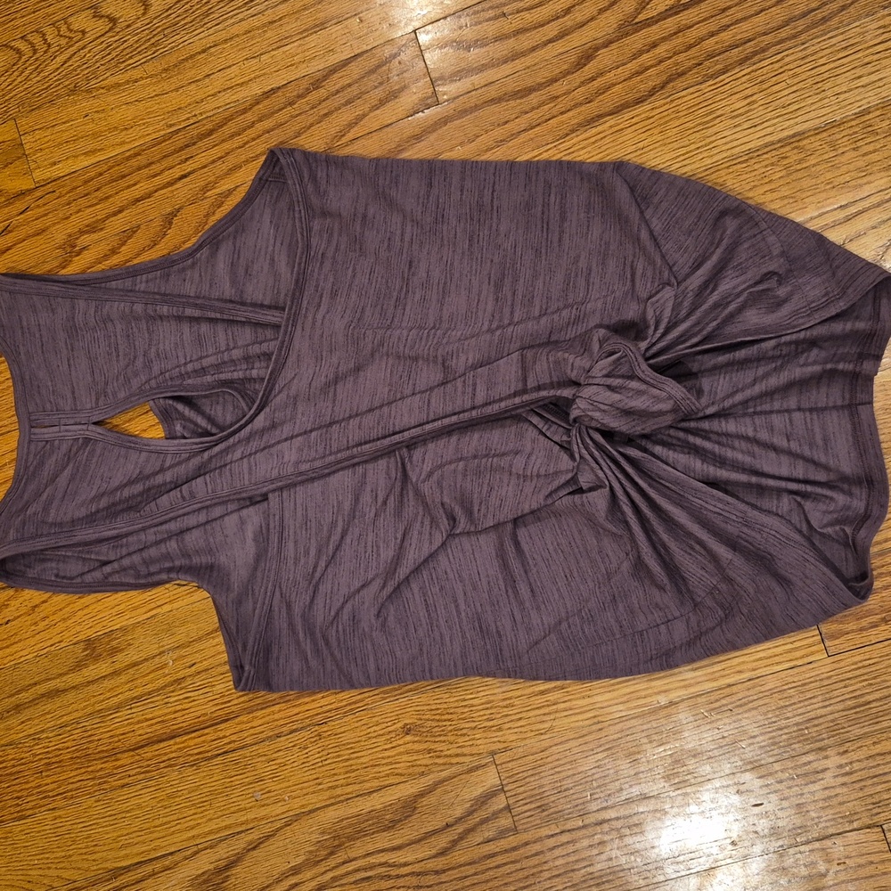 Athleta Essence Tie Back Tank Size L 🧘‍♀️ - Picture 5 of 6